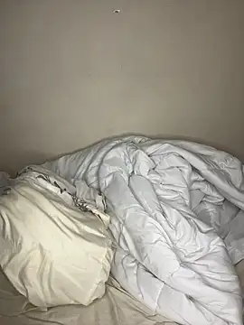 Isalove99 online show from 5, 3, 2026