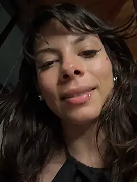 Snapshot of Isalove99 chatting on 27, 4, 2026 Isalove99 online show from 27, 4, 2026