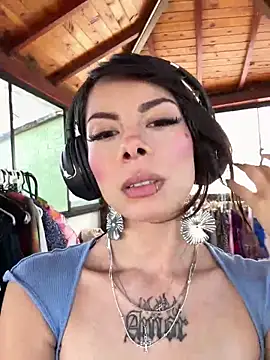 Snapshot of Isalove99 chatting on 1, 6, 2026 Isalove99 online show from 1, 6, 2026