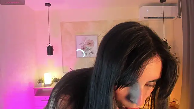 IsabellaSweet   online show from 13, 4, 2026