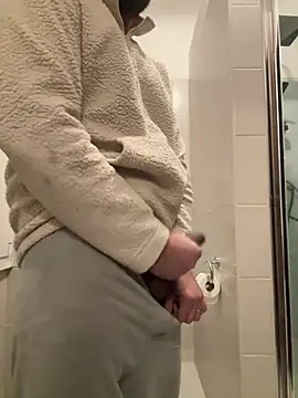 latinocalientehot online show from 26, 3, 2026