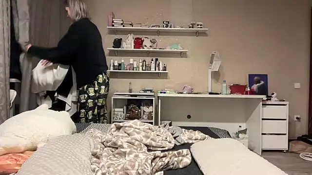 lilXdomiii online show from 7, 3, 2026