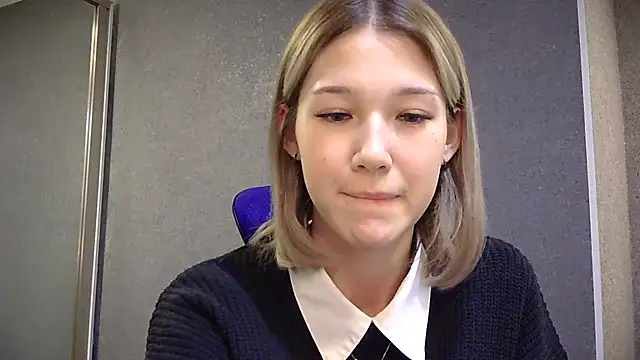 lilXdomiii online show from 21, 4, 2026