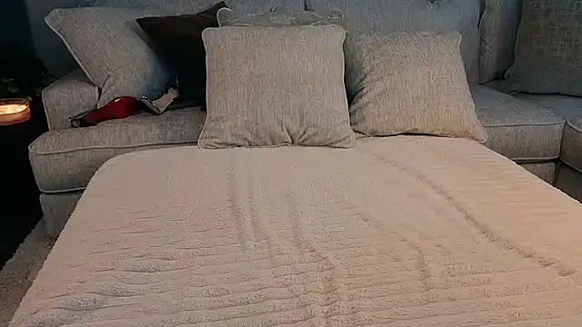 Hot Wife Amber online show from 5, 2, 2026