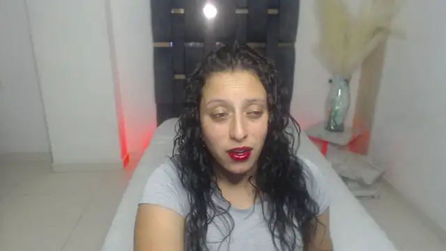 Snapshot of Barbara_D_Valencia chatting on 1, 6, 2026 Barbara D Valencia online show from 1, 6, 2026