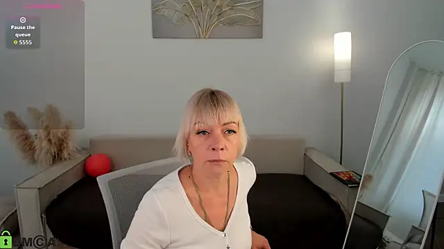 Snapshot of Ann_Annise chatting on 13, 6, 2026 Ann Annise online show from 13, 6, 2026