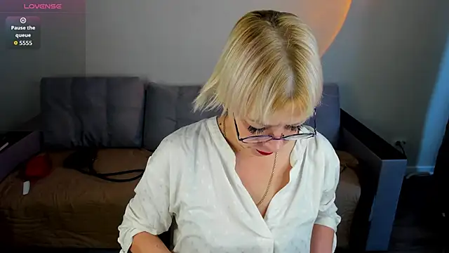 Ann Annise online show from 13, 5, 2026