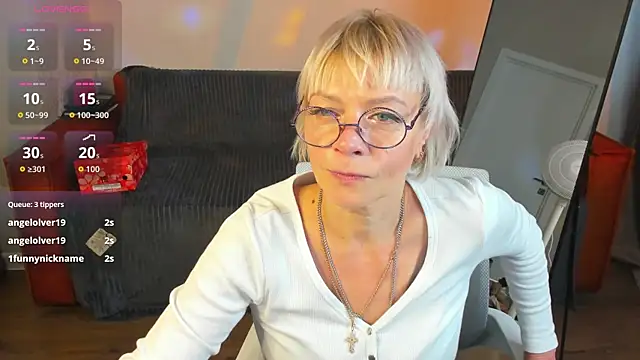 Snapshot of Ann_Annise chatting on 8, 6, 2026 Ann Annise online show from 8, 6, 2026