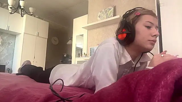 LadyFoxLove online show from 2, 3, 2026