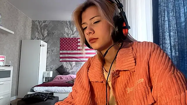 LadyFoxLove online show from 21, 2, 2026