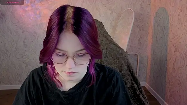 Julia Anis online show from 22, 4, 2026