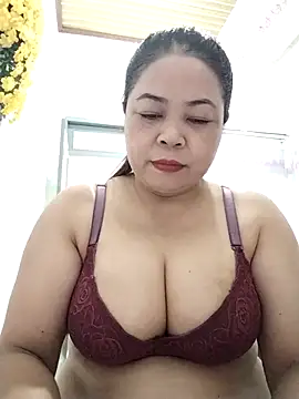 Baby-bigtits2026 online show from 27, 2, 2026