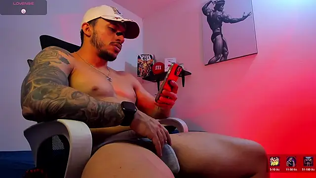 LiamReigns  online show from 3, 3, 2026