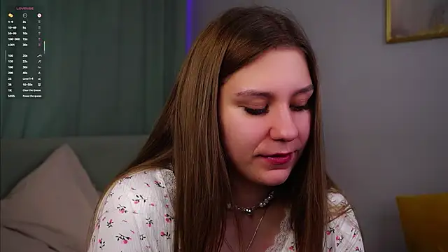 ShantellAngulo online show from 4, 4, 2026