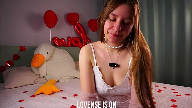 ShantellAngulo online show from 14, 2, 2026