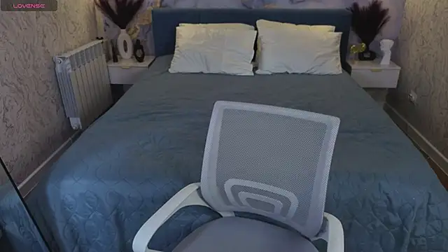 Snapshot of Kate_Krose chatting on 5, 3, 2026 Kate Krose online show from 5, 3, 2026