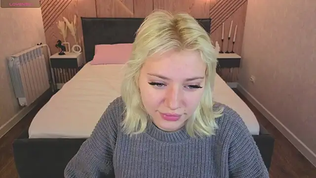 Kate Krose online show from 12, 4, 2026