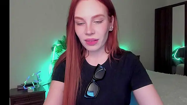 kelly love 222 online show from 10, 2, 2026