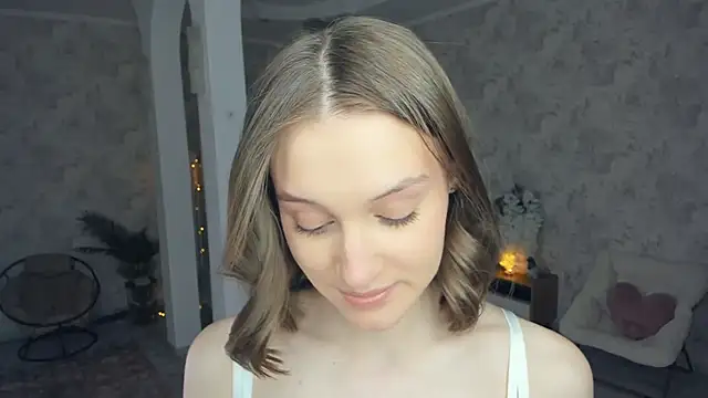 LianneBynon online show from 19, 4, 2026