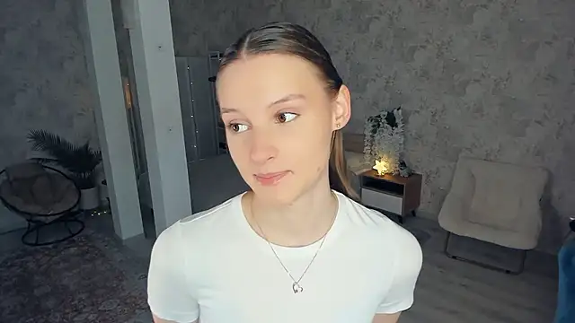 LianneBynon online show from 5, 3, 2026