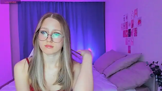 Vega Taylor online show from 26, 2, 2026