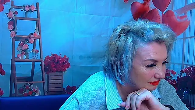 RenataDaster online show from 13, 4, 2026