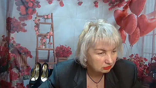 Snapshot of RenataDaster chatting on 11, 5, 2026 RenataDaster online show from 11, 5, 2026