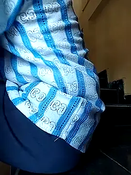 sanem4697 online show from 4, 4, 2026