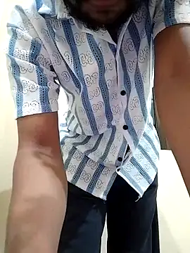 sanem4697 online show from 16, 4, 2026