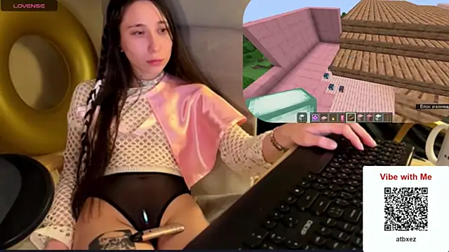 karinasun online show from 5, 3, 2026