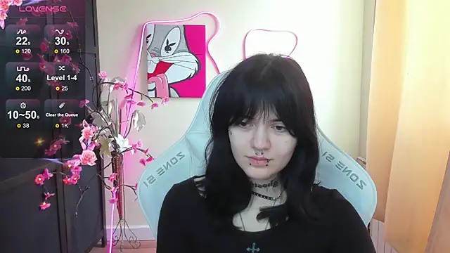 Emma Darkkk online show from 4, 3, 2026