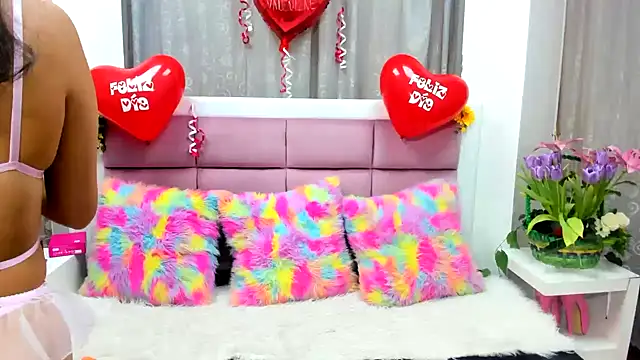 Keiry Paloma online show from 13, 2, 2026