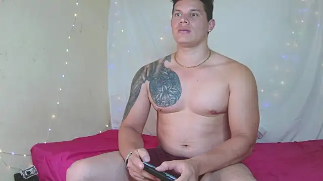 Eternalfuego online show from 9, 2, 2026