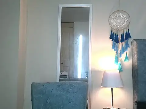 NatalyGuzman26 online show from 28, 4, 2026
