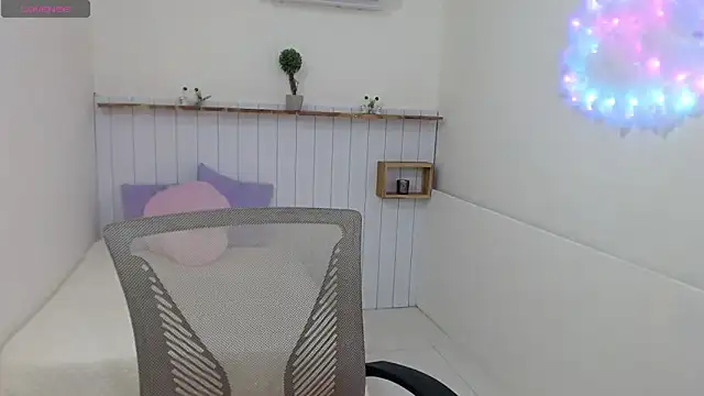 Mona Mistic online show from 15, 2, 2026