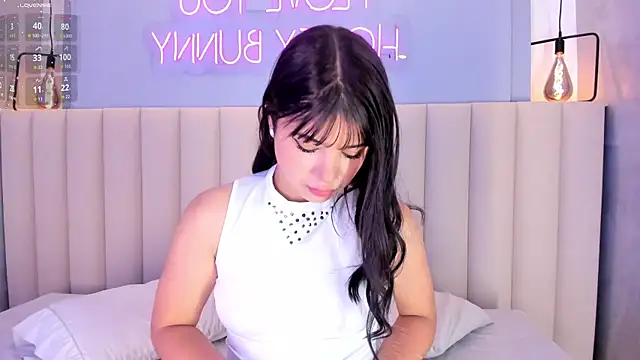 cherry monroe online show from 6, 2, 2026