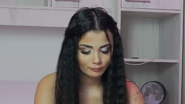 MayaMadison online show from 3, 2, 2026