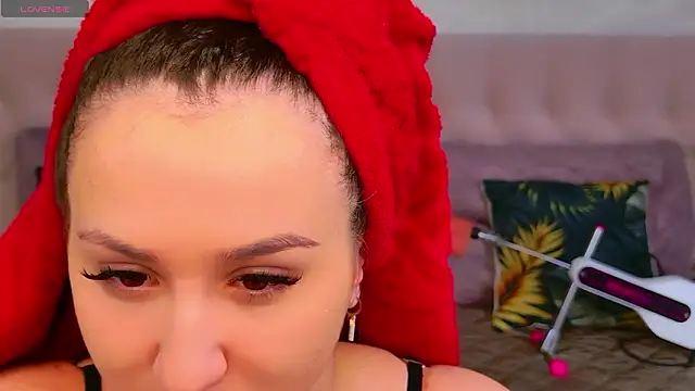 JasminUqueen online show from 10, 2, 2026