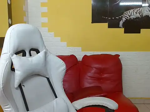 Snapshot of chacorta_ chatting on 23, 4, 2026 chacorta online show from 23, 4, 2026