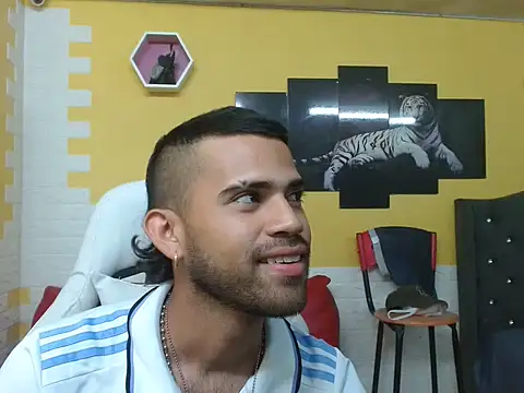 Snapshot of chacorta_ chatting on 15, 5, 2026 chacorta online show from 15, 5, 2026