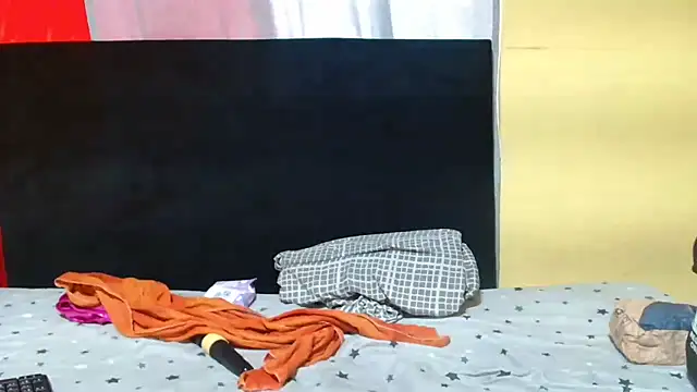 JinglynJuicy22 online show from 28, 2, 2026