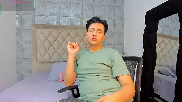 noahWolff  online show from 6, 2, 2026