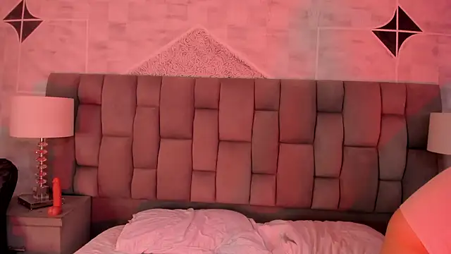 noahWolff  online show from 14, 2, 2026