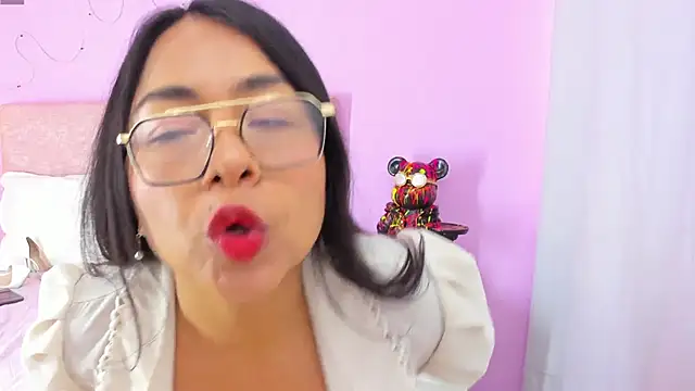 CarolinaValdez2026 online show from 9, 2, 2026