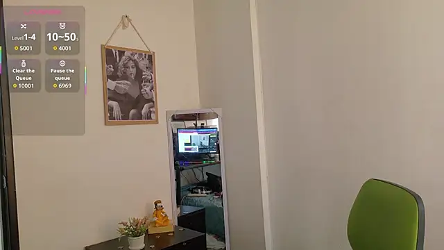 PaulaSantanaOf online show from 7, 3, 2026