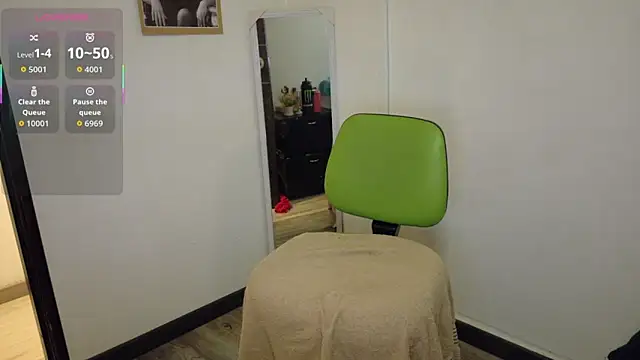 PaulaSantanaOf online show from 7, 3, 2026