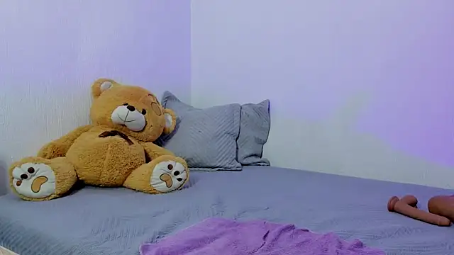 TORIRAVEEN online show from 6, 3, 2026