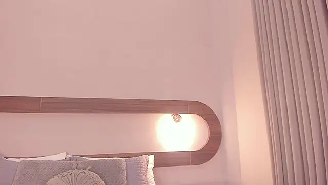 Snapshot of Violeta_sum chatting on 29, 5, 2026 Violeta sum online show from 29, 5, 2026