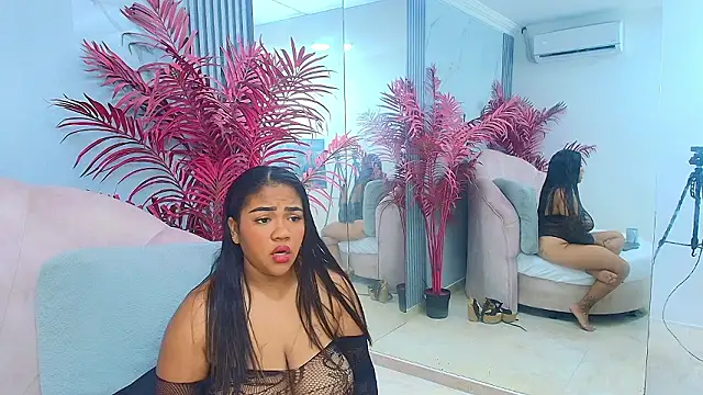 EmmaLebrun online show from 5, 3, 2026