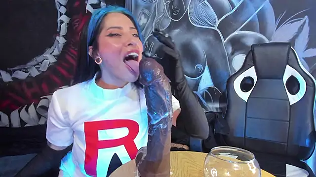 Cherry jenklins87 online show from 19, 3, 2026